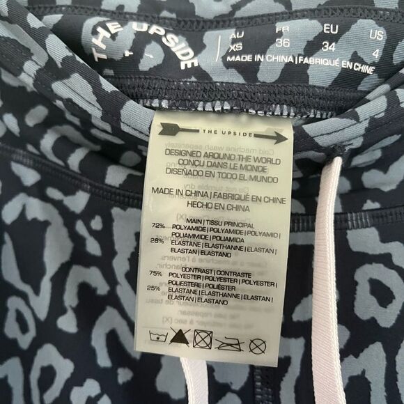The Upside Soul Cycle Blue Purple Leopard Leggings XS - Picture 7 of 12